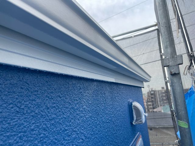 破風板 付帯部 塗装途中