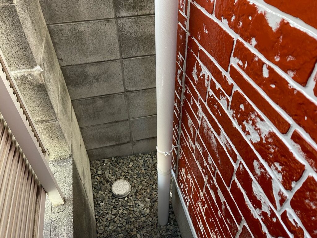 雨樋 付帯部 塗装途中