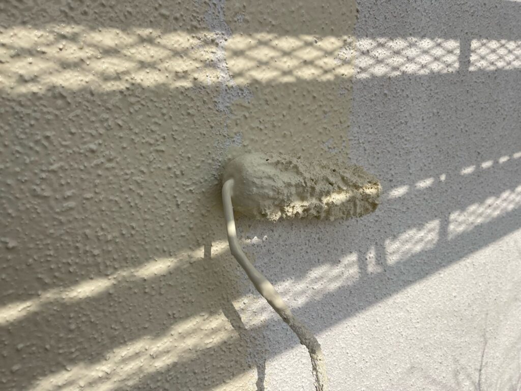 外壁 中塗り手元