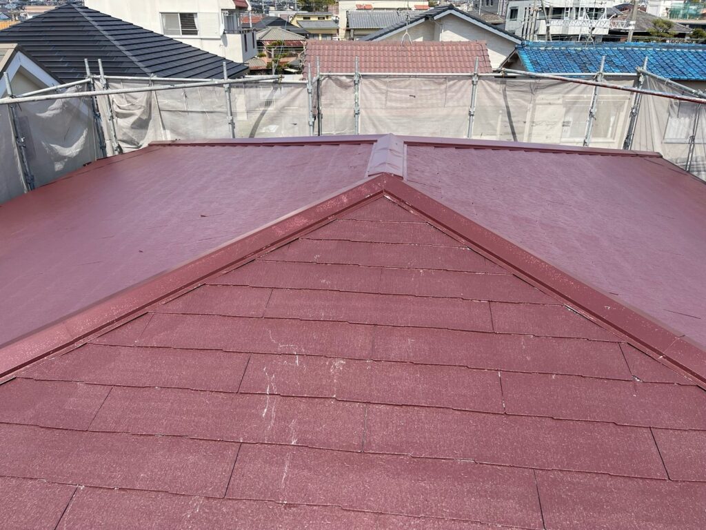 屋根 上塗り途中