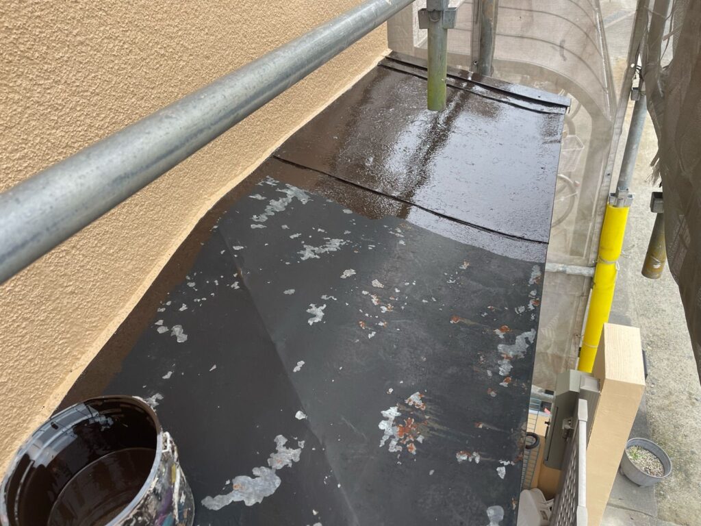 庇 付帯部 塗装途中