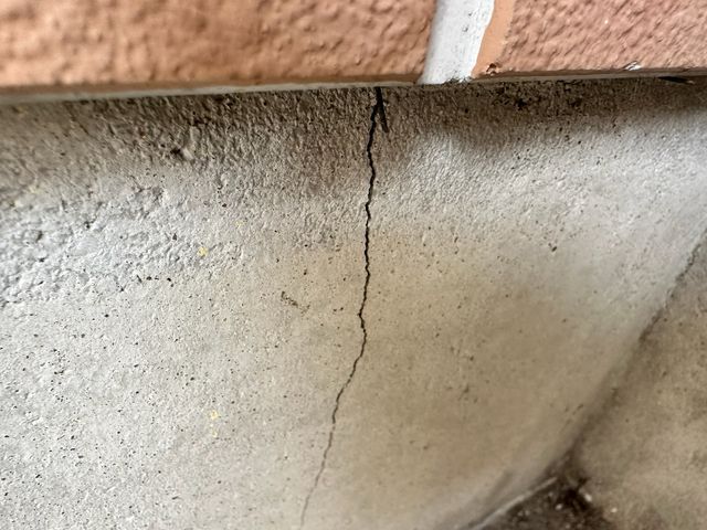 基礎のひび割れ