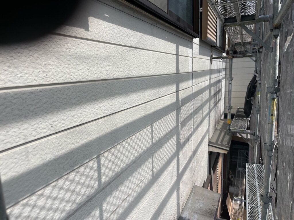 外壁 高圧洗浄途中