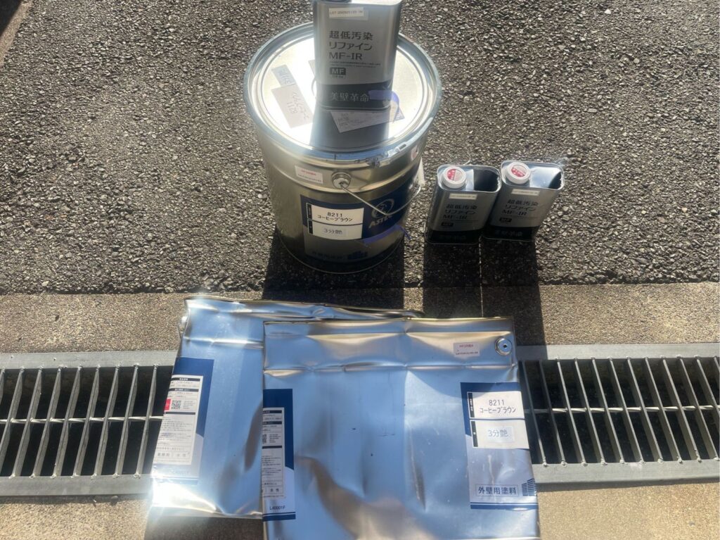 外壁 使用後塗料缶 上塗り材