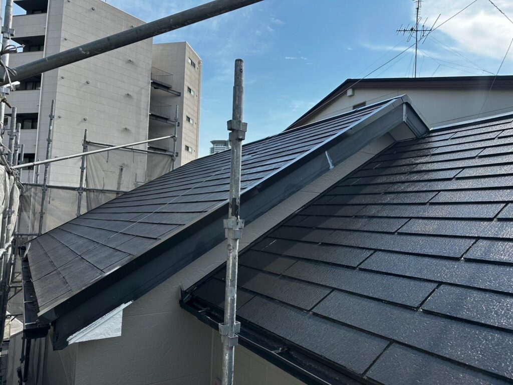 屋根 中塗り完了