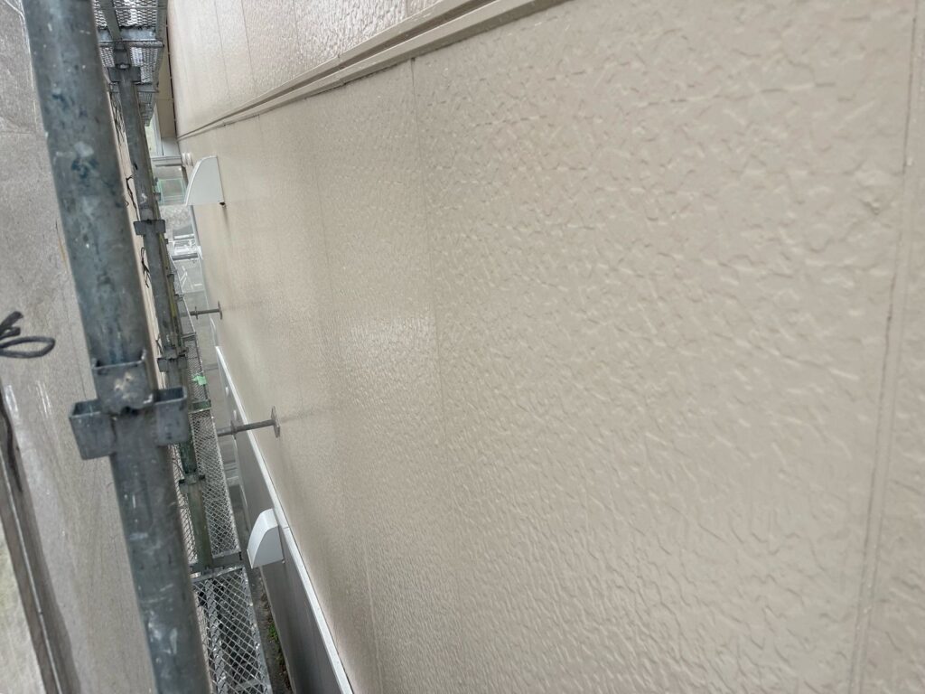 外壁 高圧洗浄途中