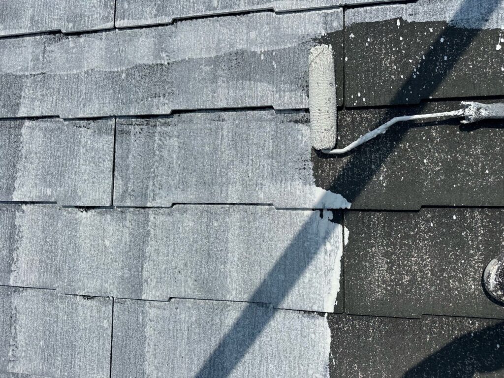 屋根 下塗り手元
