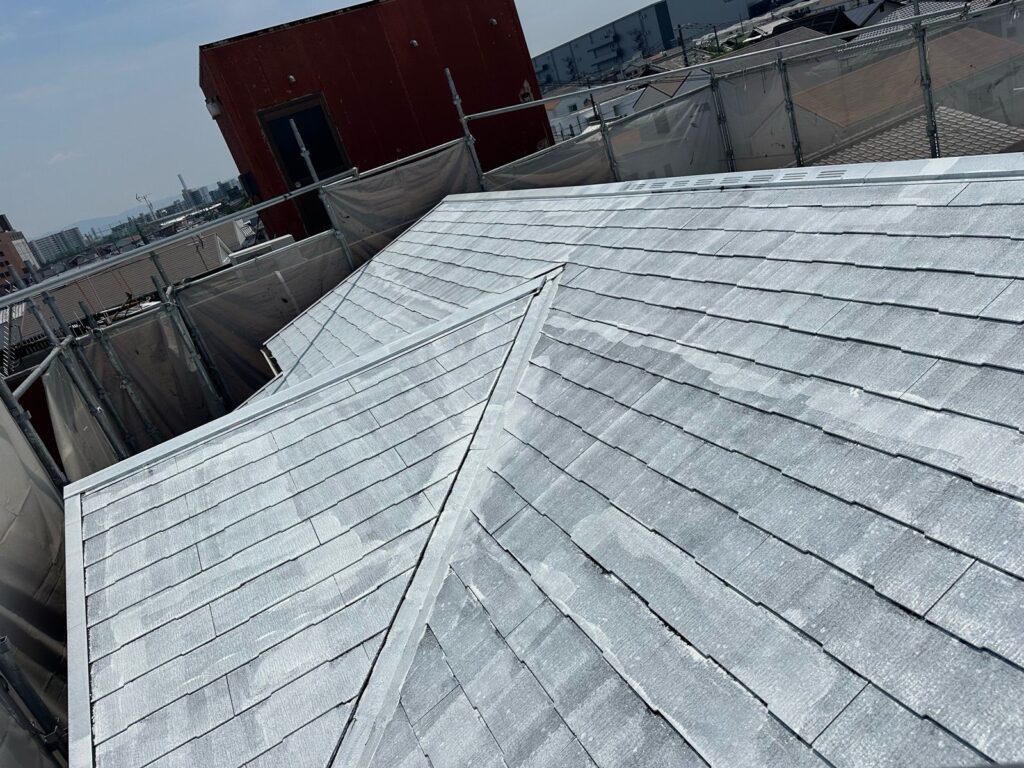 屋根 下塗り完了