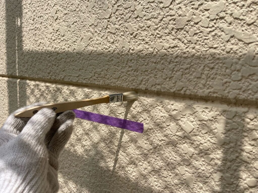 外壁 シールプライマー塗布手元