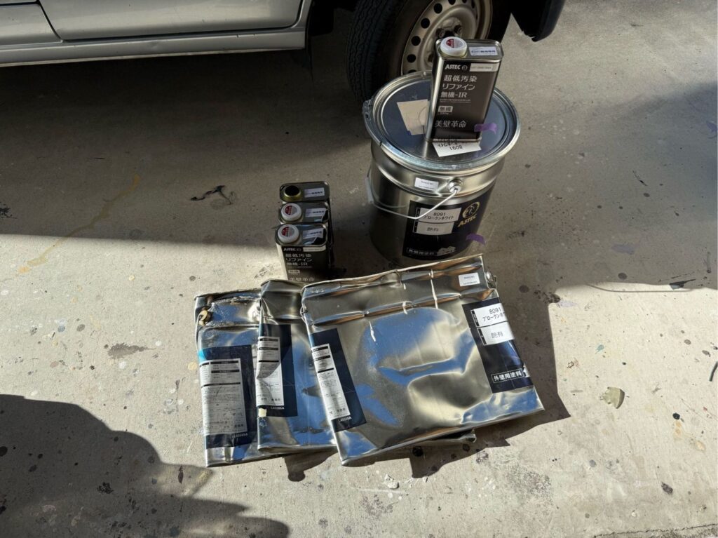 外壁　使用後塗料缶　上塗り材