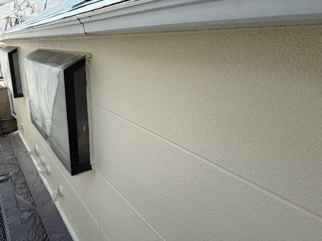 外壁　中塗り完了