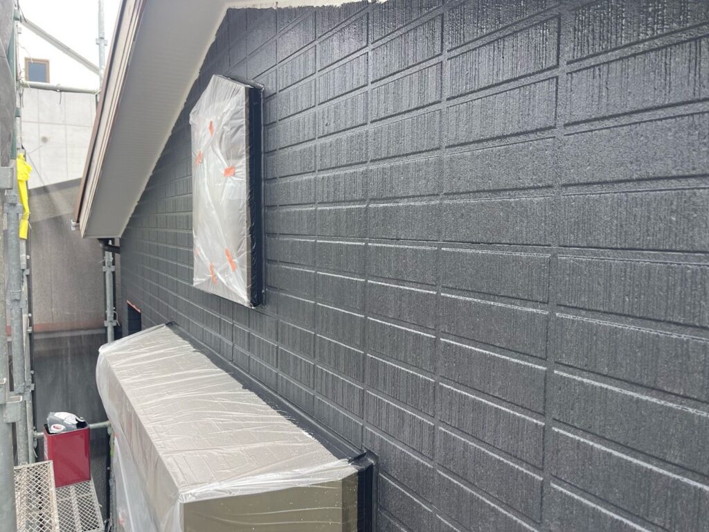 外壁　中塗り完了