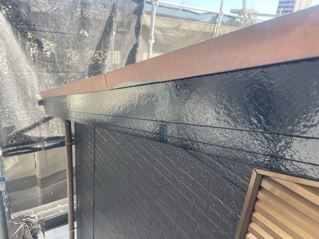 付帯部　塗装完了