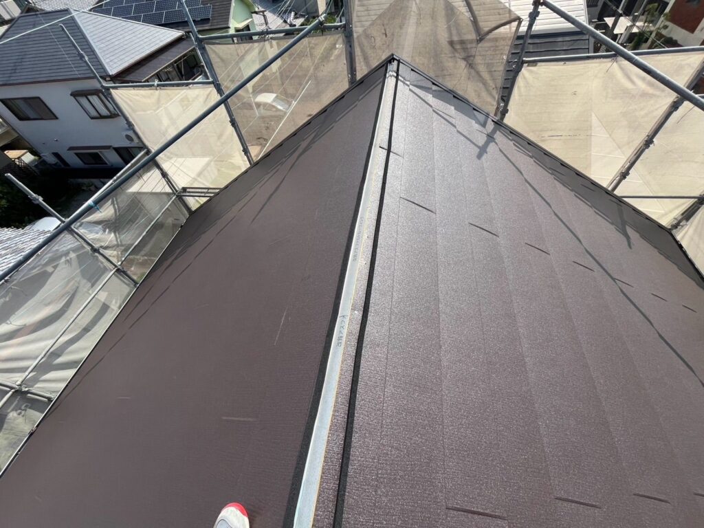 屋根カバー工法工事　棟下地取付