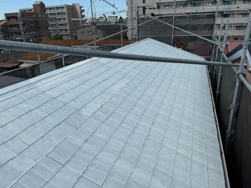 屋根　下塗り完了