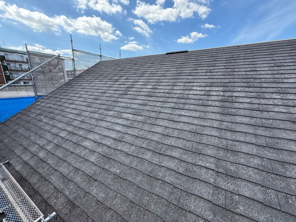 屋根 高圧洗浄前