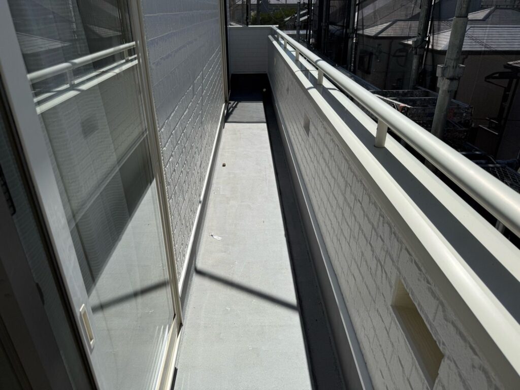 バルコニー　下塗り前