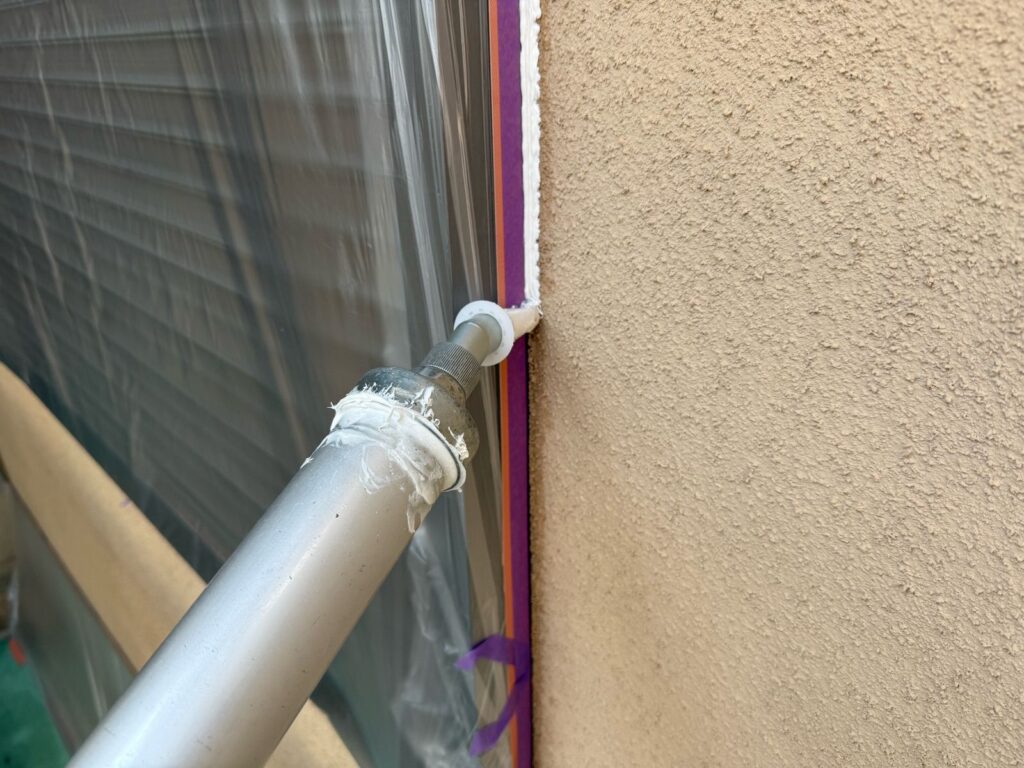 外壁 シール施工手元