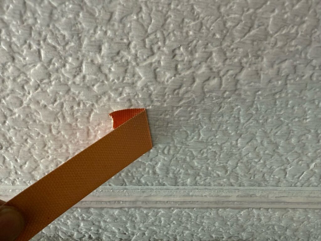 パッチテスト　剝離テープ剥がし後