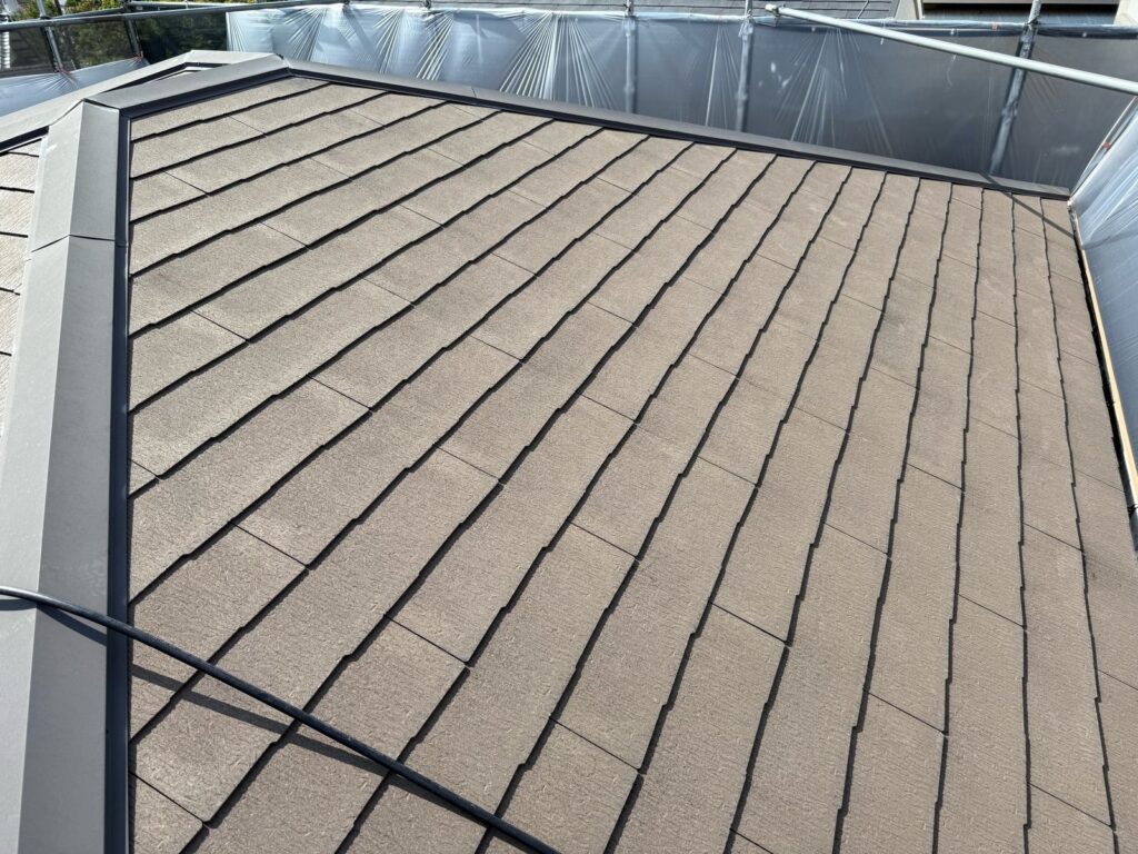 屋根　高圧洗浄前