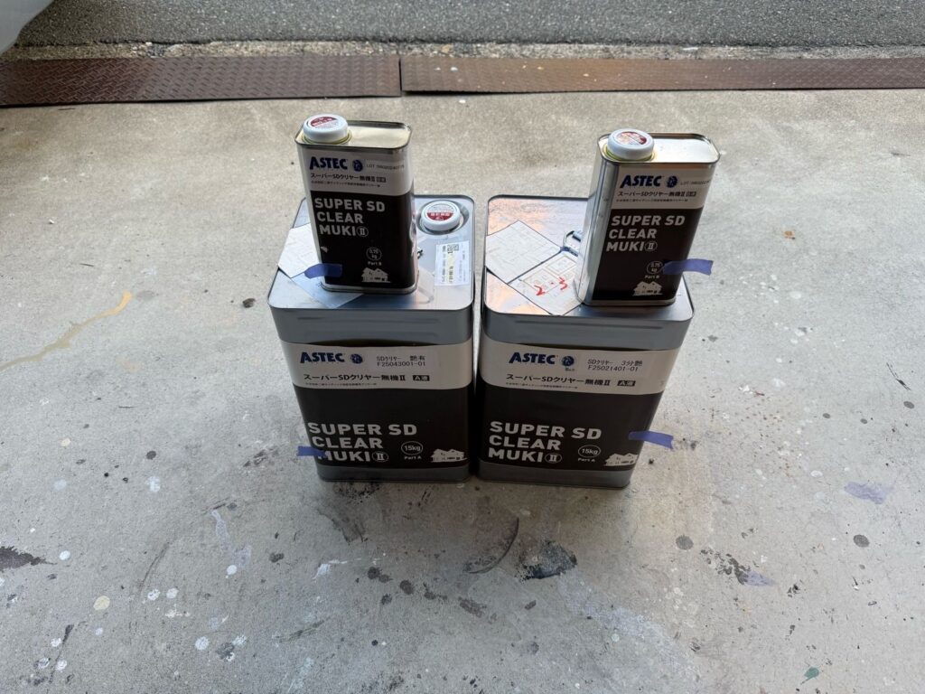 外壁　下塗り材・上塗り材　使用後塗料缶