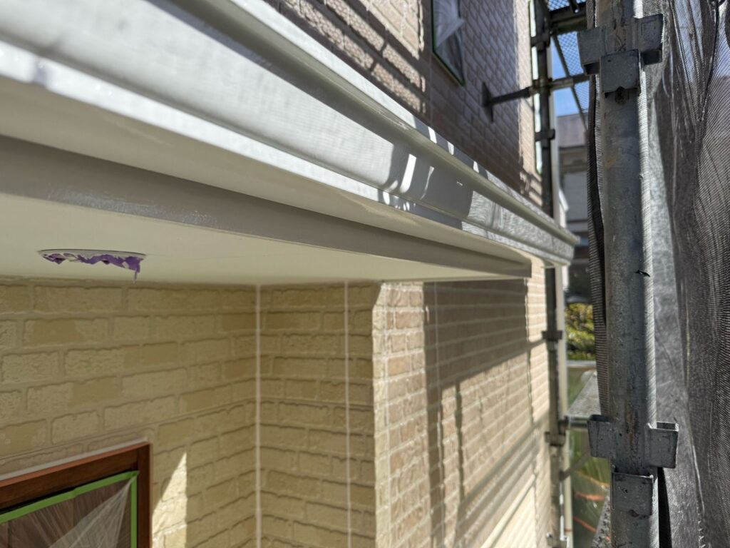 付帯部　塗装完了　雨樋