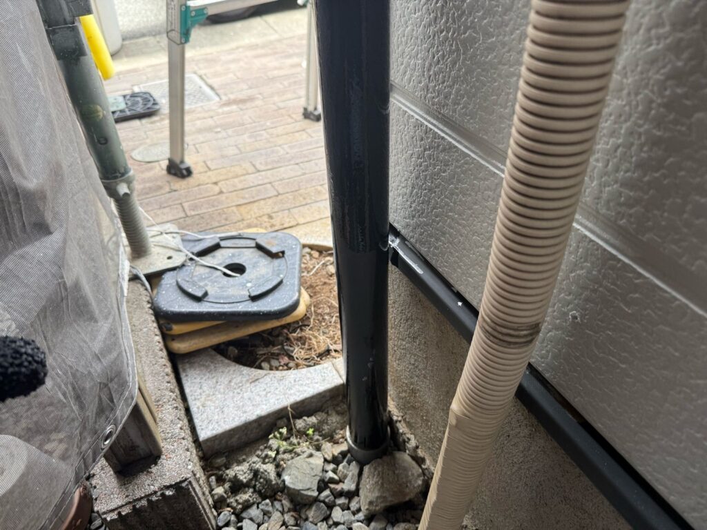 付帯部　塗装途中