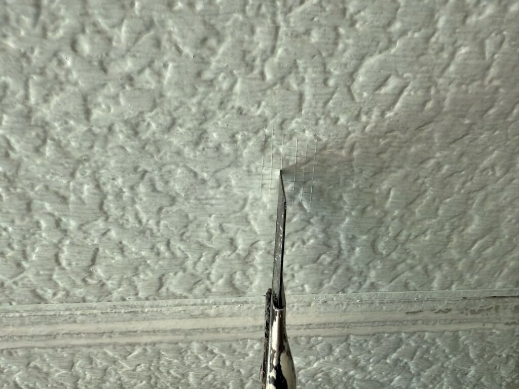 パッチテスト　カッター切込み