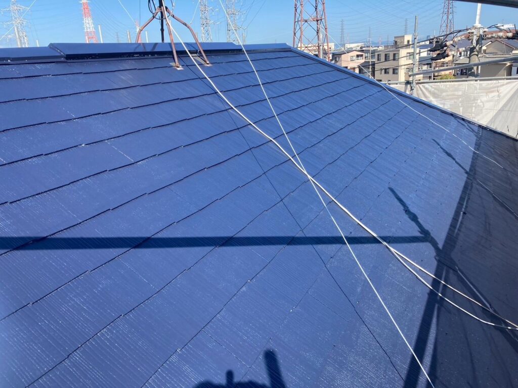 屋根　中塗り途中