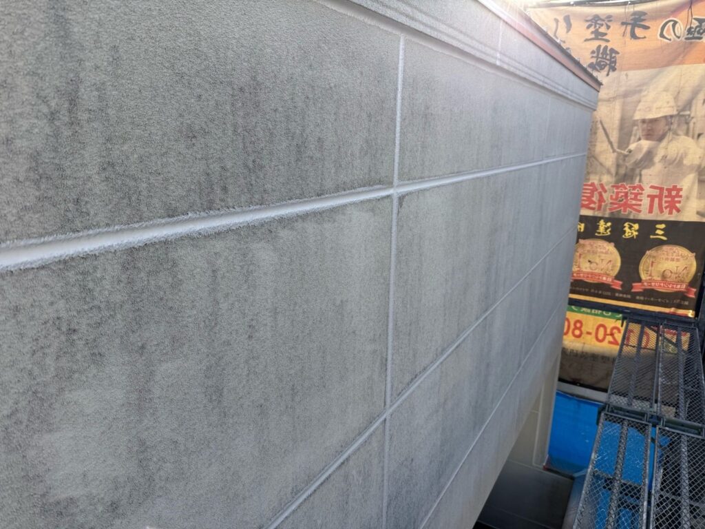 外壁　下塗り前