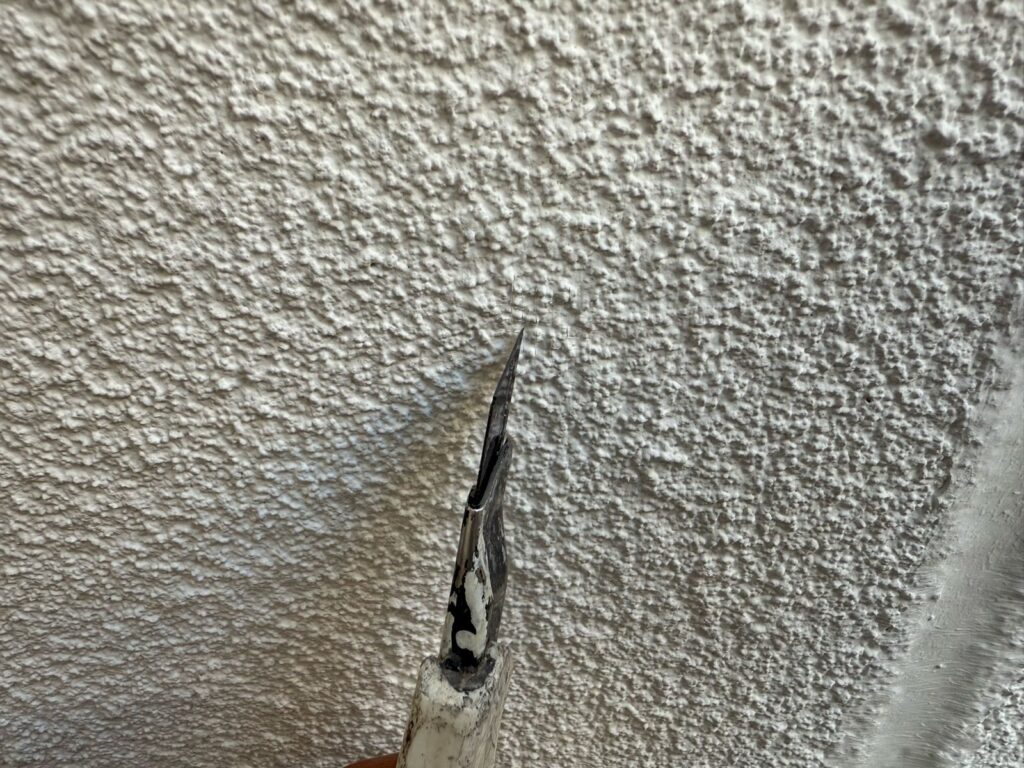 パッチテスト　カッター切込み