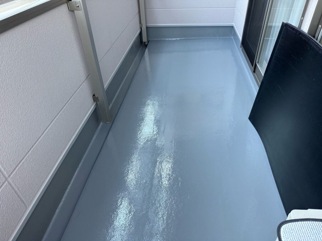バルコニー 上塗り完了