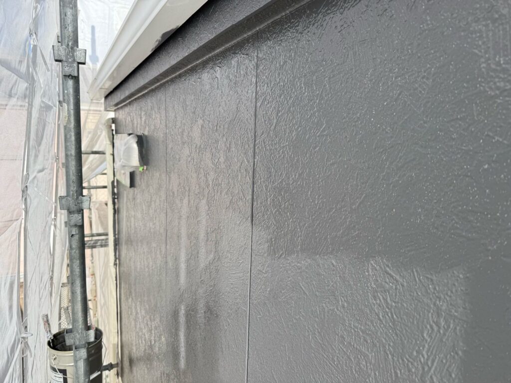 外壁　中塗り完了