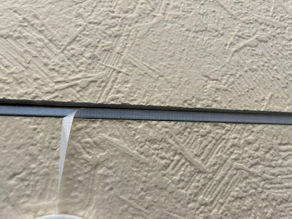 外壁　ボンドブレイカー