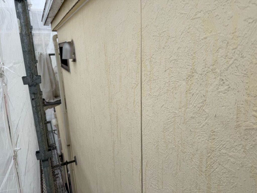 外壁　高圧洗浄前