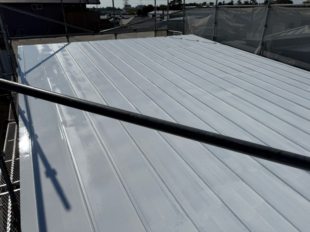 屋根 下塗り完了