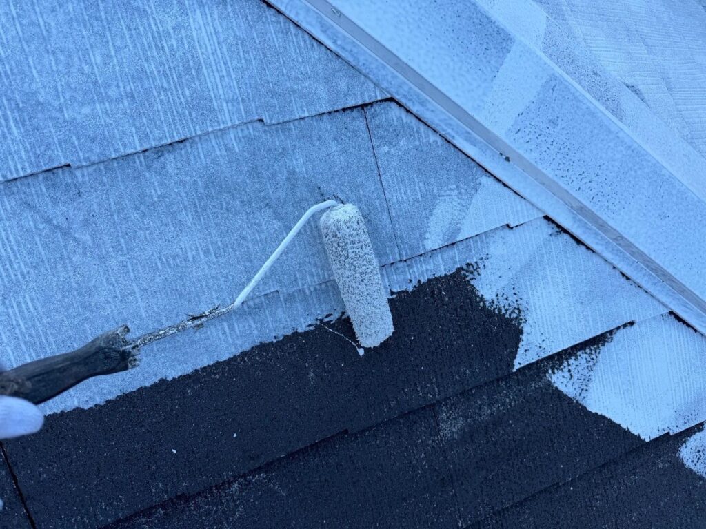 屋根 下塗り手元