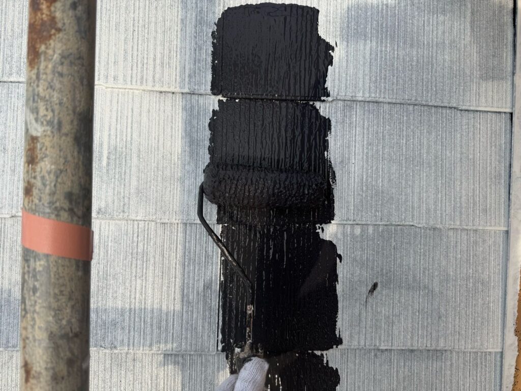 屋根 中塗り手元