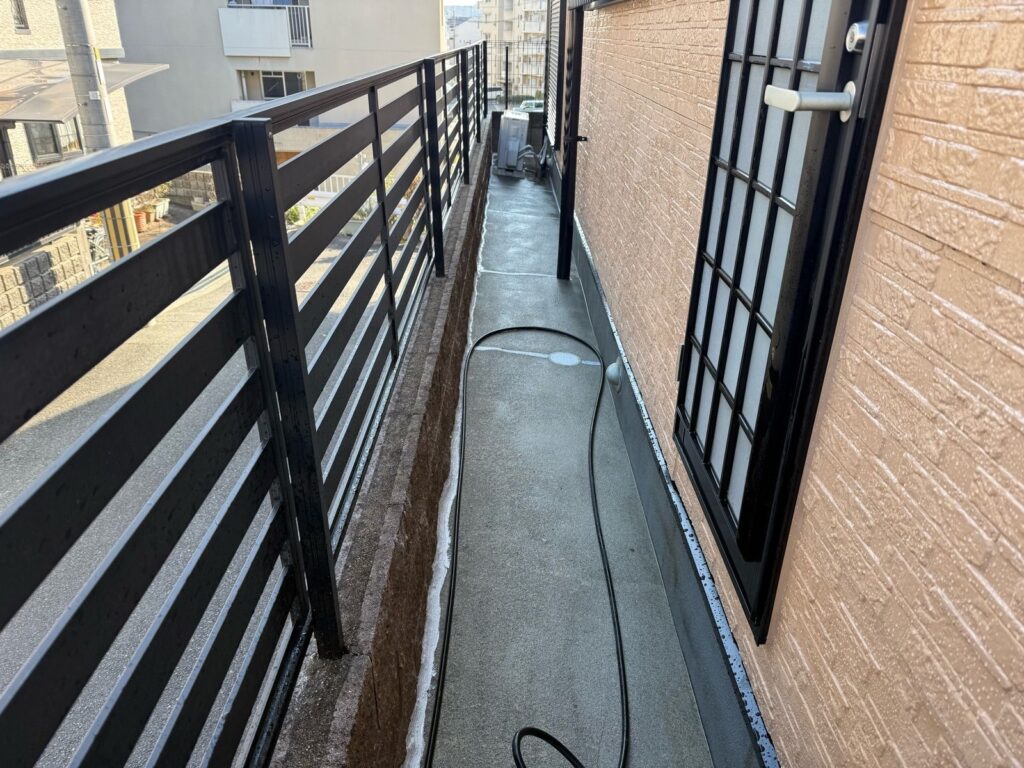 土間 高圧洗浄後