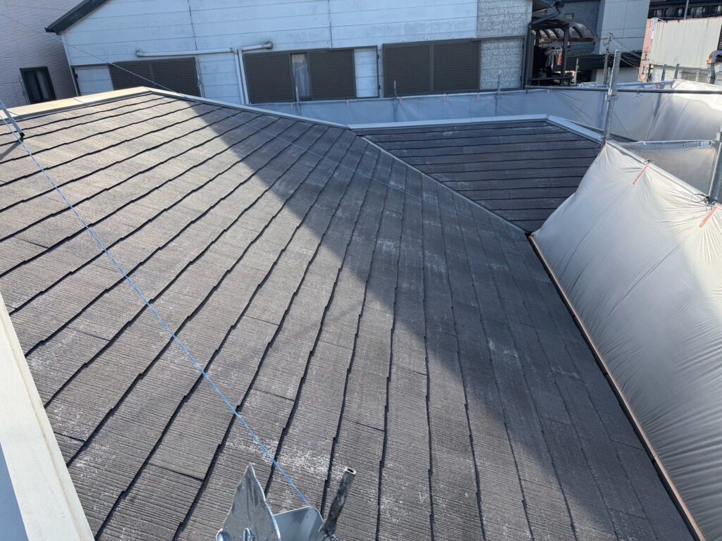 屋根 下塗り前