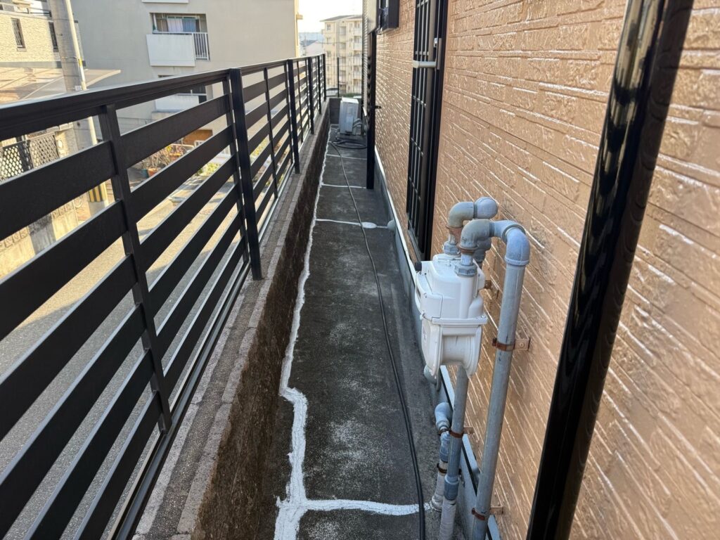 土間 高圧洗浄前