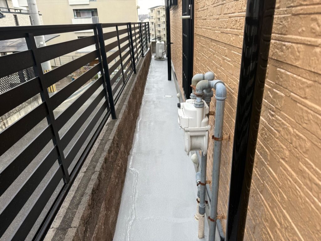 土間 中塗り完了