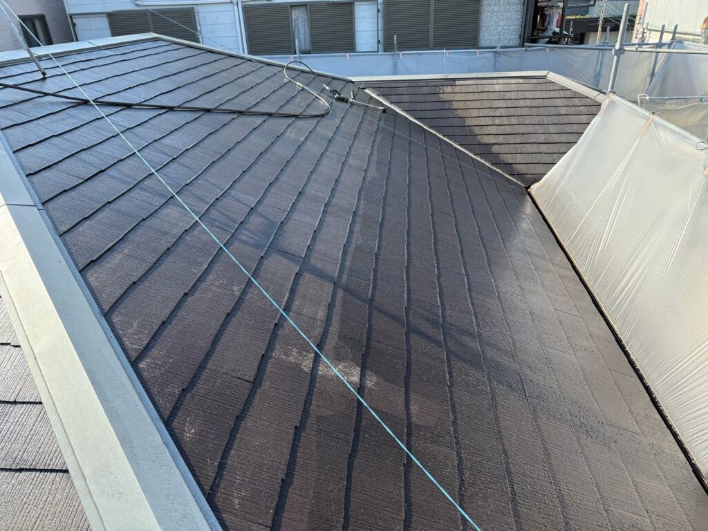 屋根 高圧洗浄途中