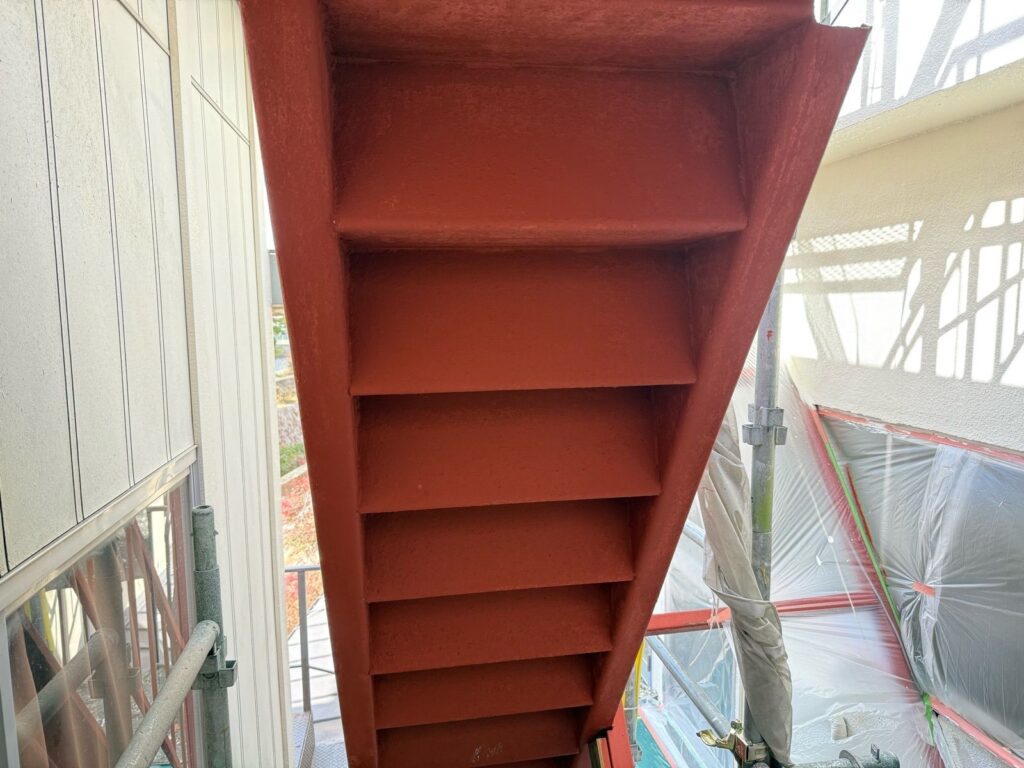 鉄部　下塗り完了