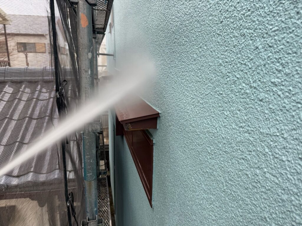外壁　バイオ洗浄液塗布