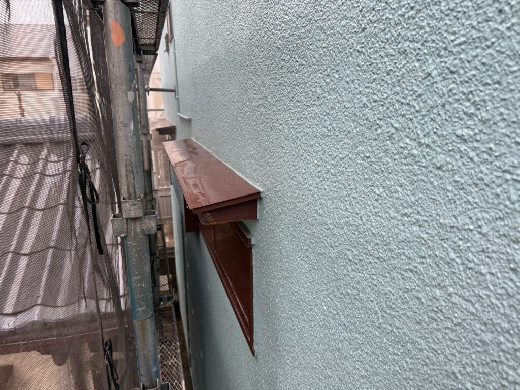 外壁　高圧洗浄途中