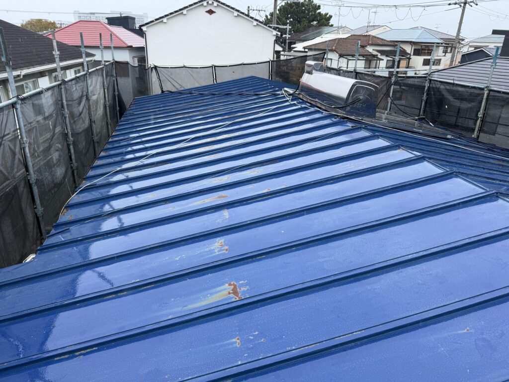 屋根　高圧洗浄後