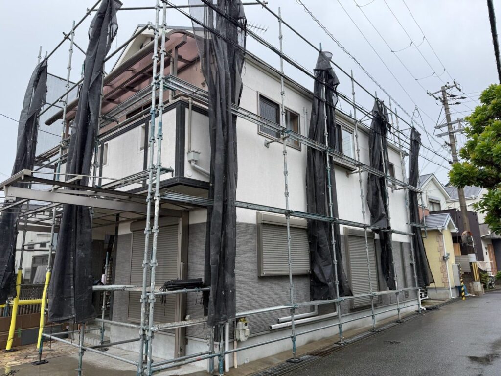 足b組立途中