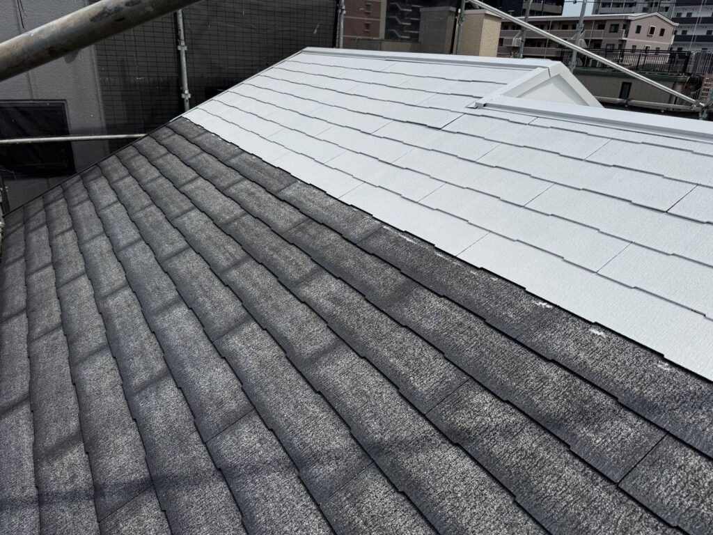 屋根 中塗り途中