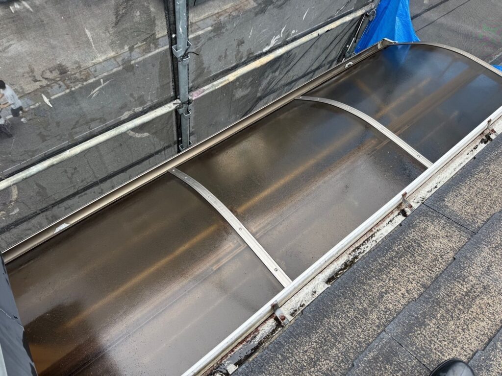 アクリル板 高圧洗浄後